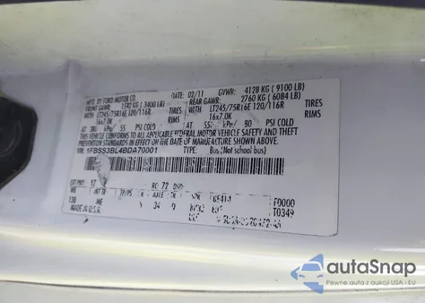 2011 Ford E-350 Super Duty Xlt from USA, damaged, VIN 1FBSS3BL4BDA70001